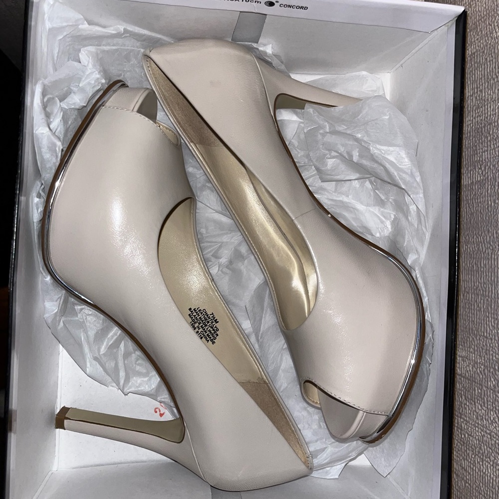 Light grey peep toe heels size 7.5